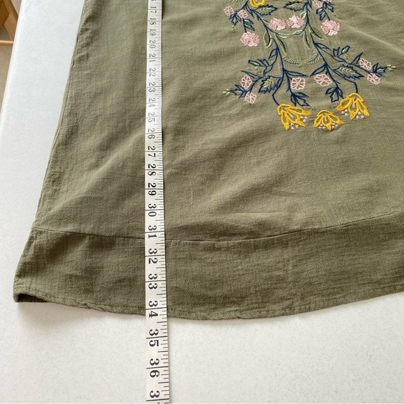 Miami Bohemian Sleeveless Embroidered Dress size Large Green Halter Key hole - Picture 15 of 16